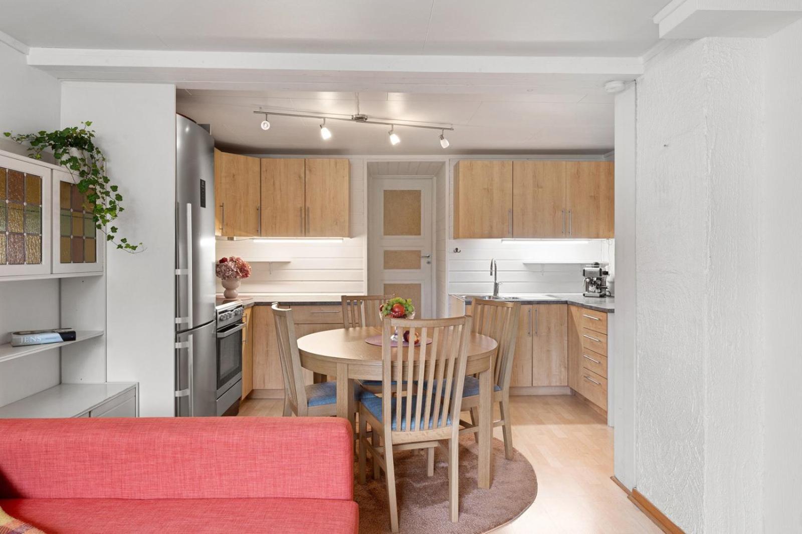 Room In Cozy Apartment 7 Min Walk From The City Center Тромсё Экстерьер фото